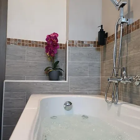 Green Guest House 3* Oristano