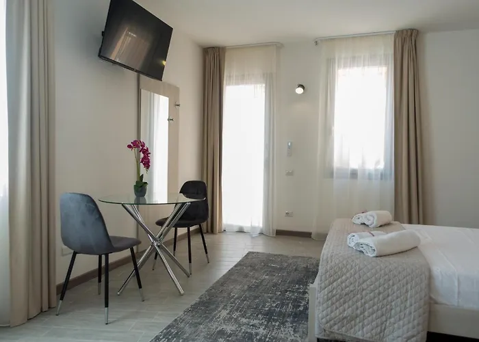 Green Guest House 3*